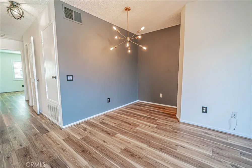 18209 Sierra Highway #56 Canyon Country, CA 91351