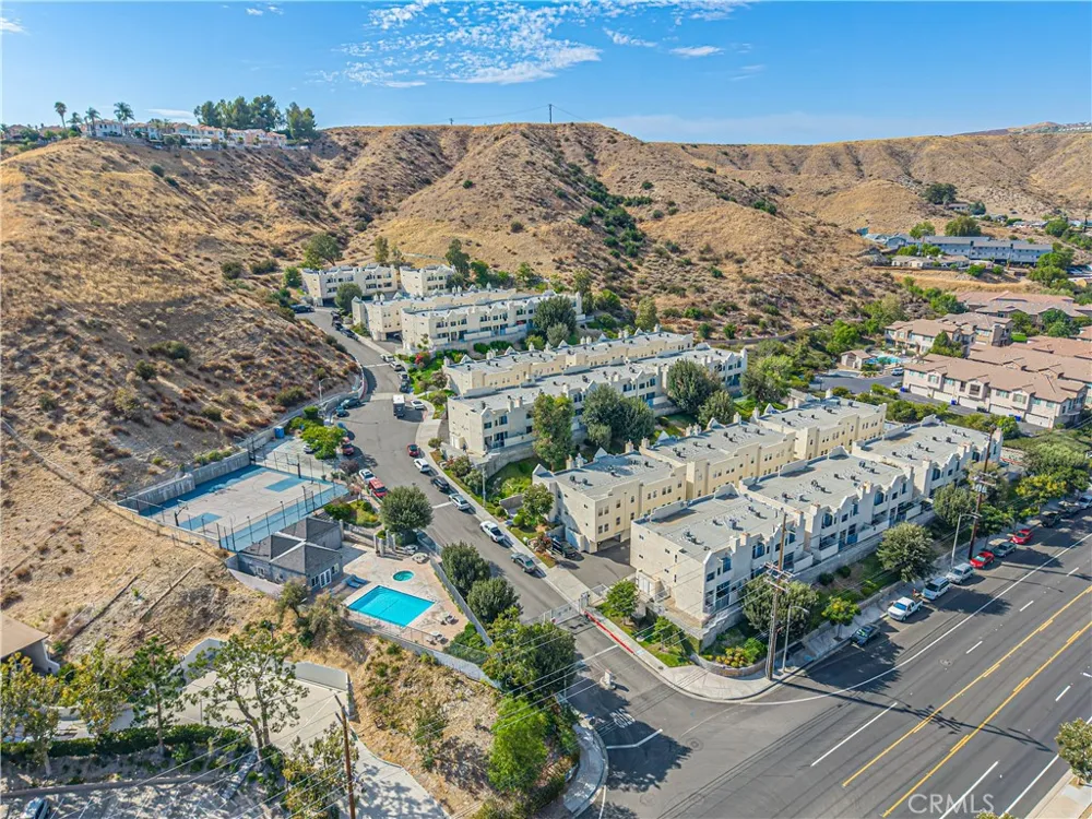 18209 Sierra Highway #56 Canyon Country, CA 91351