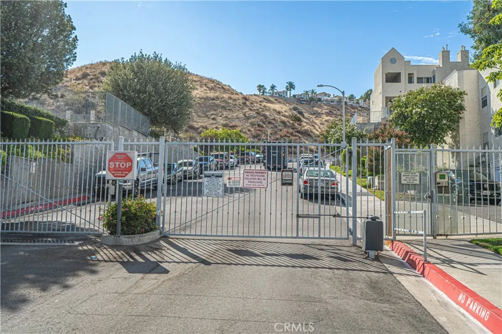 18209 Sierra Highway #56 Canyon Country, CA 91351