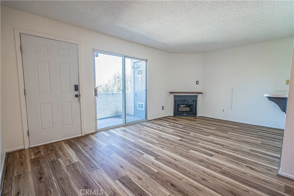 18209 Sierra Highway #56 Canyon Country, CA 91351