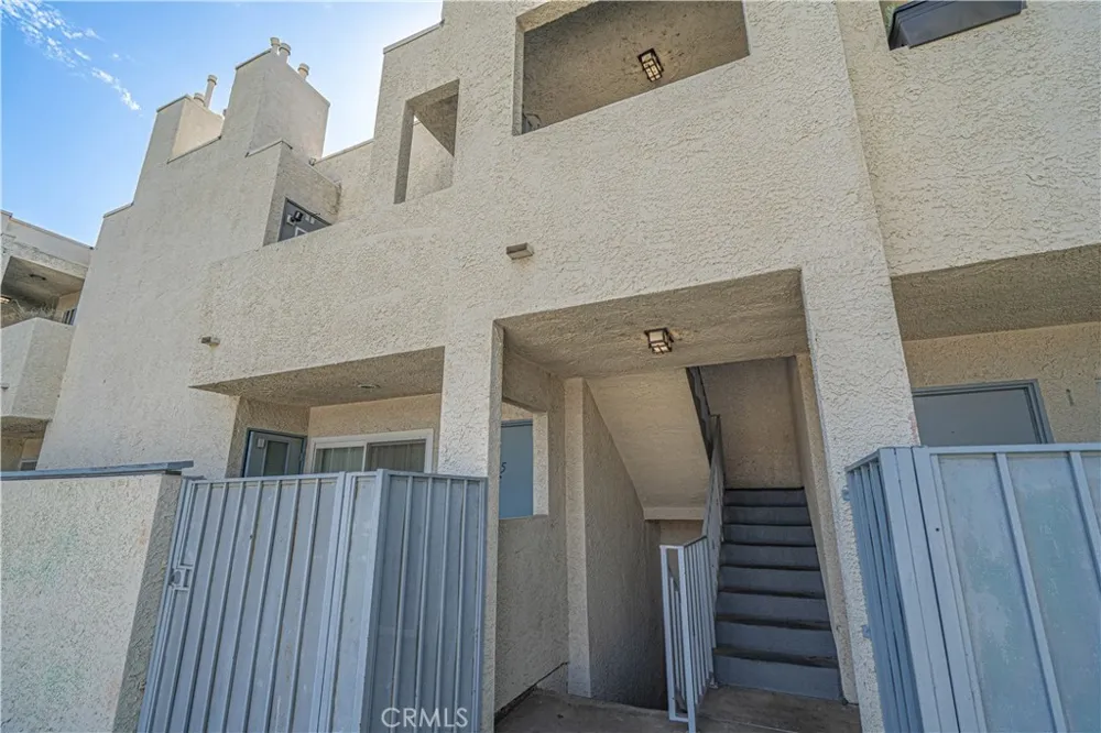 18209 Sierra Highway #56 Canyon Country, CA 91351