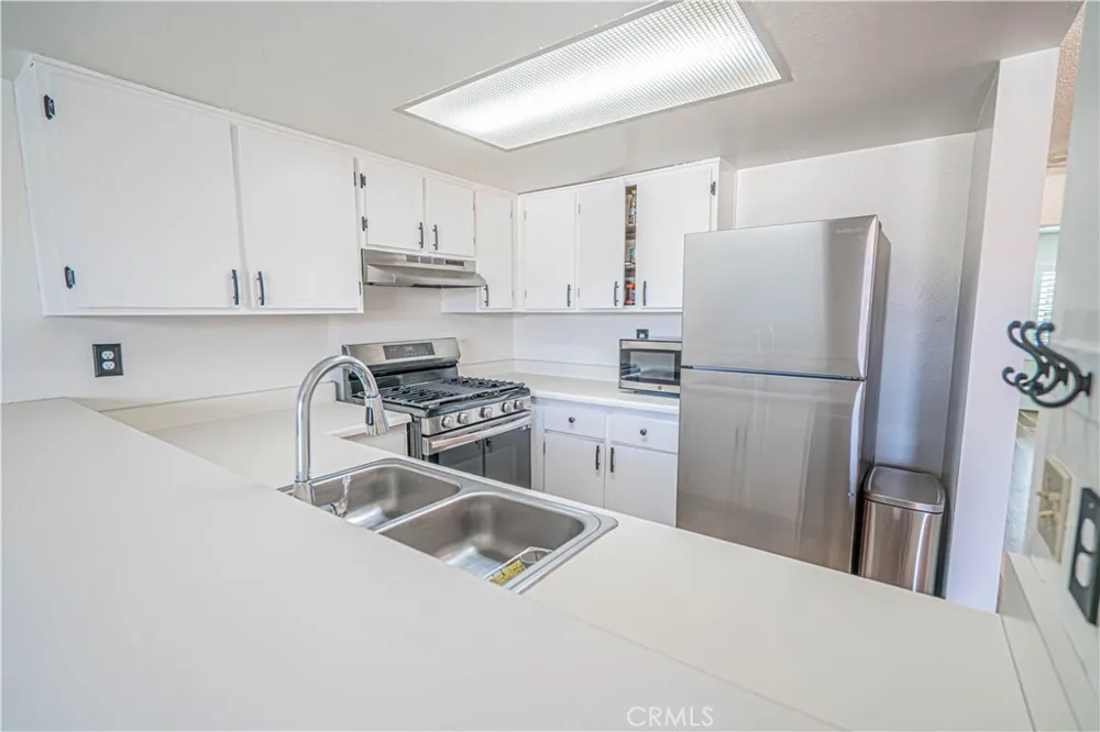 18209 Sierra Highway #56 Canyon Country, CA 91351