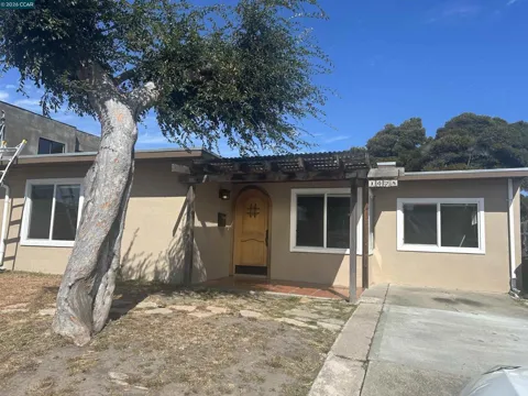 1075 Rachel Rd