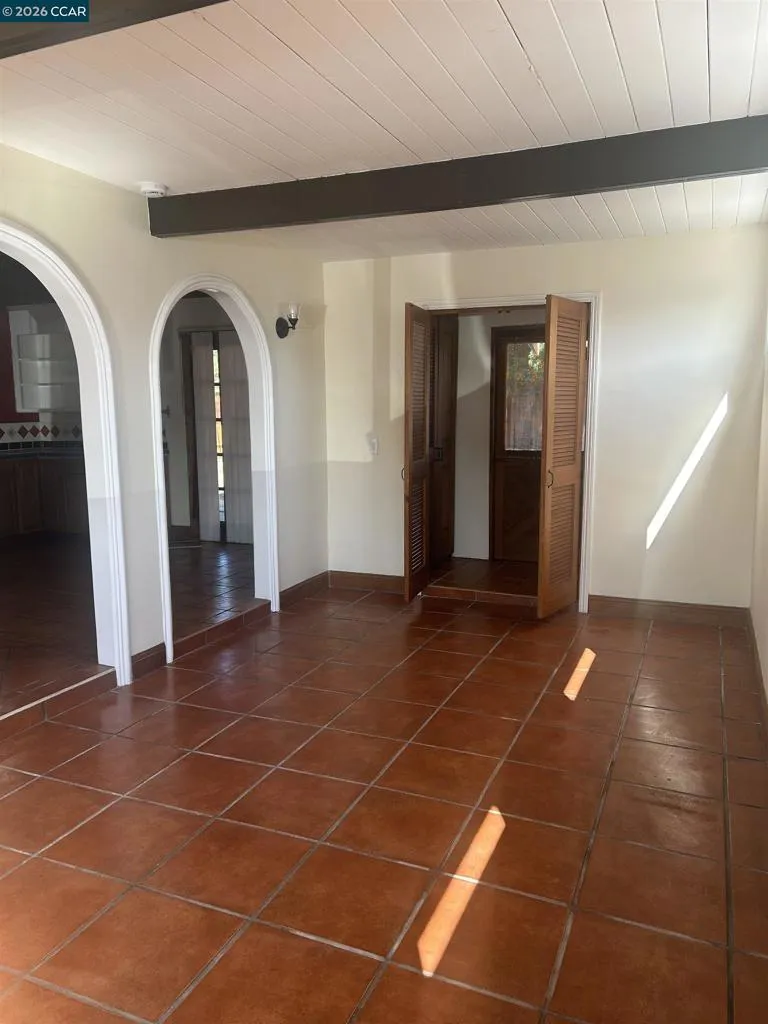 1075 Rachel Rd San Pablo, CA 94806