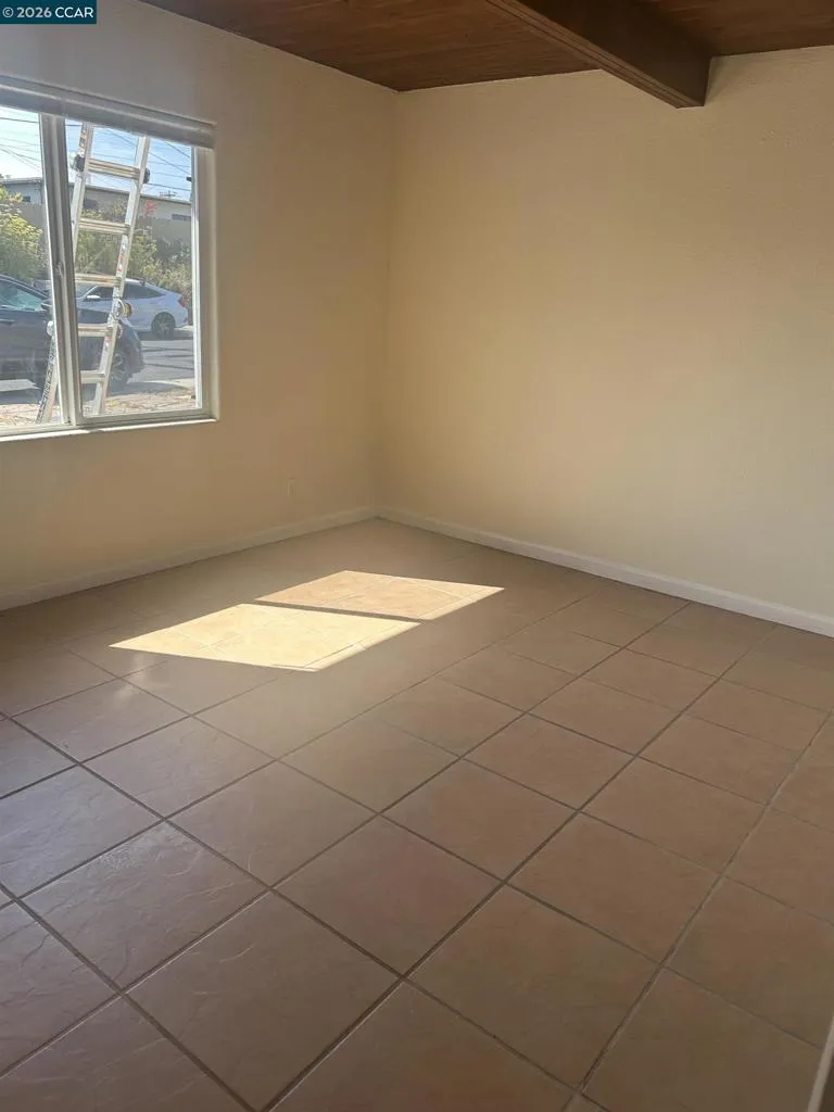 1075 Rachel Rd San Pablo, CA 94806