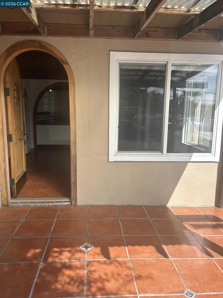 1075 Rachel Rd San Pablo, CA 94806