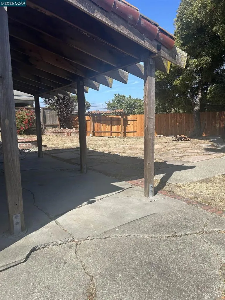 1075 Rachel Rd San Pablo, CA 94806