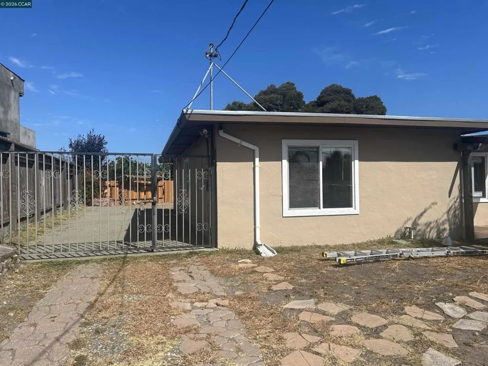 1075 Rachel Rd San Pablo, CA 94806