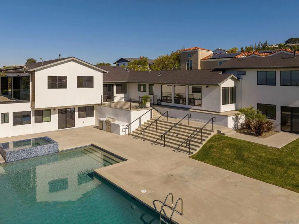 2641 Costebelle La Jolla, CA 92037