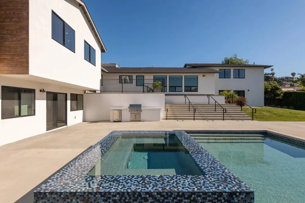 2641 Costebelle La Jolla, CA 92037