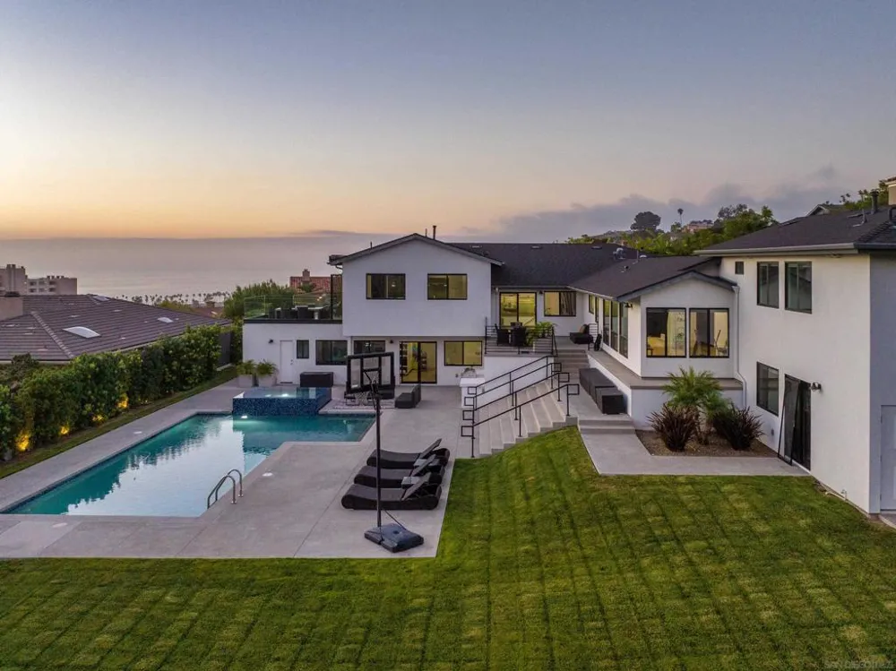 2641 Costebelle La Jolla, CA 92037