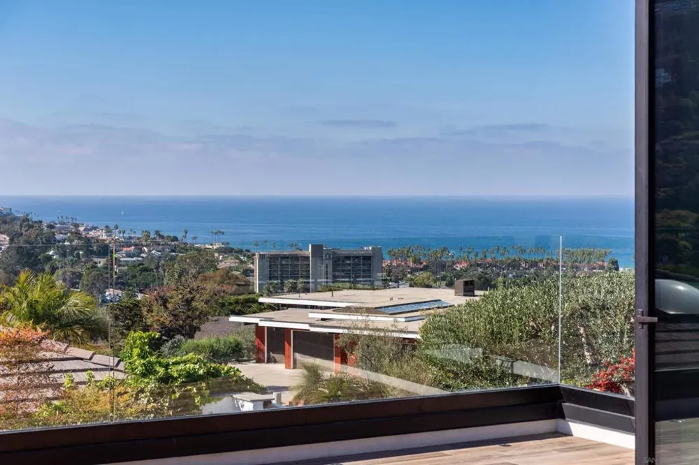 2641 Costebelle La Jolla, CA 92037