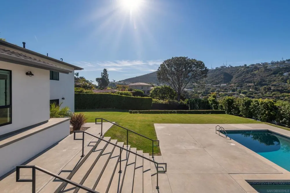 2641 Costebelle La Jolla, CA 92037