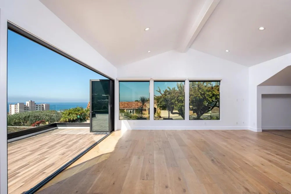 2641 Costebelle La Jolla, CA 92037