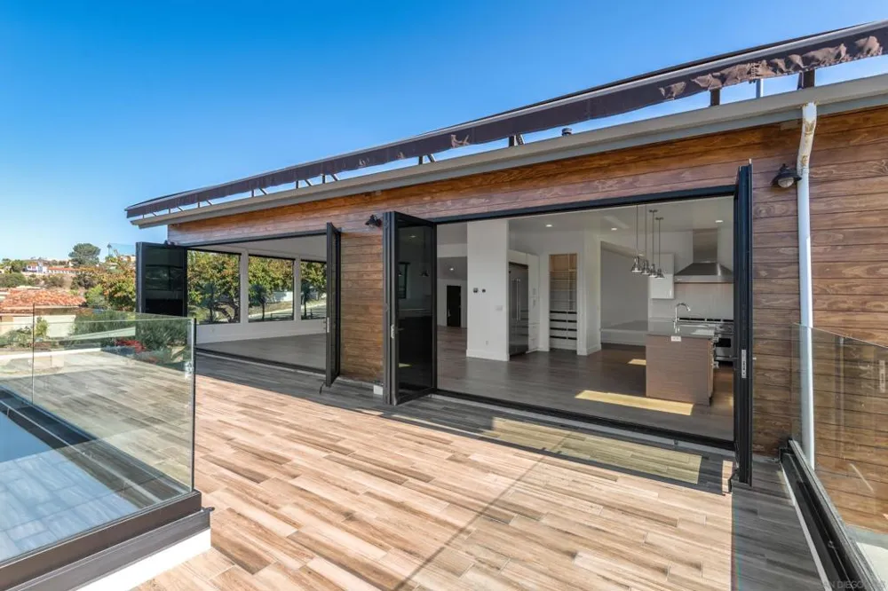 2641 Costebelle La Jolla, CA 92037
