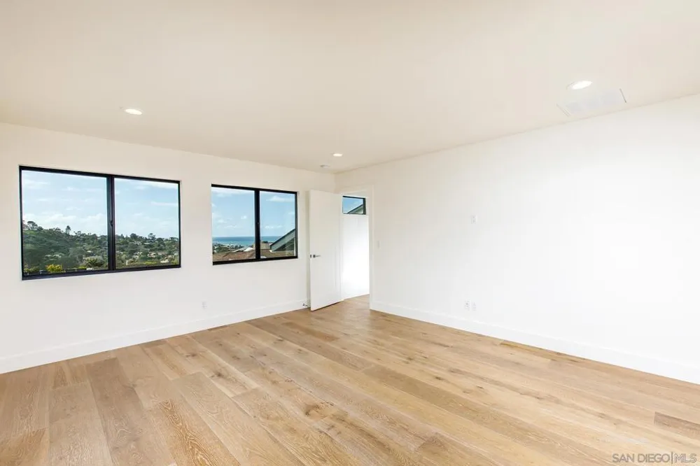 2641 Costebelle La Jolla, CA 92037