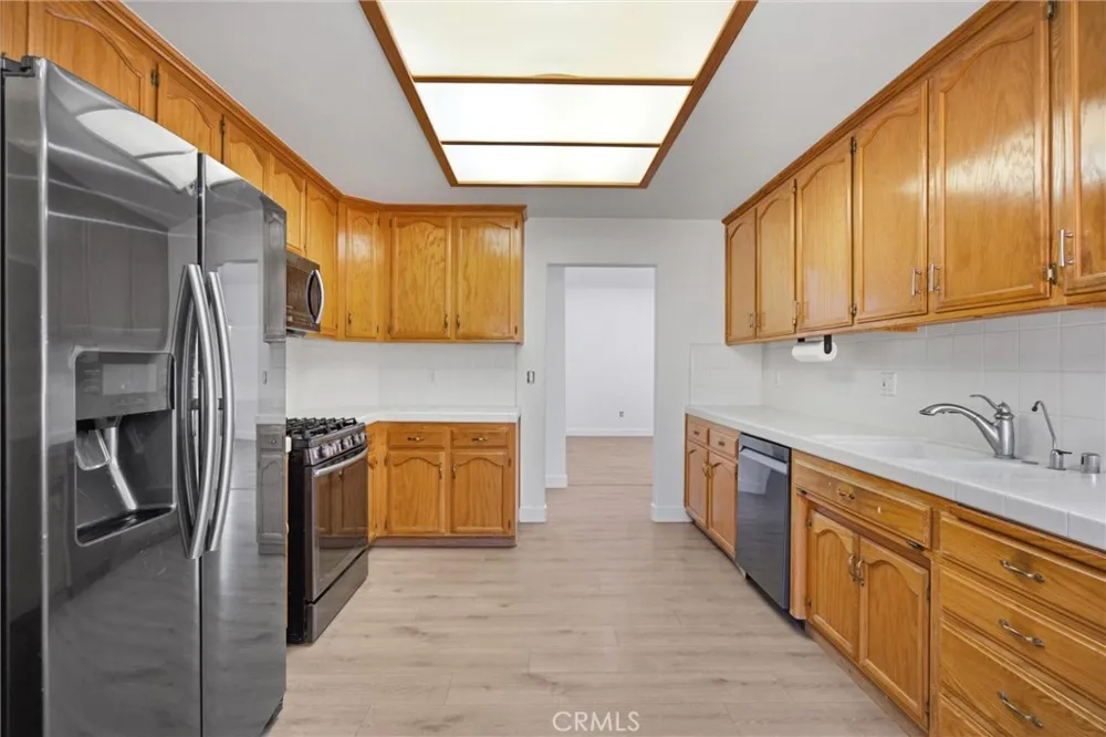 5009 Shaman Court Bakersfield, CA 93312