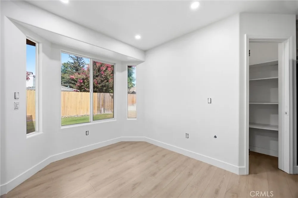 5009 Shaman Court Bakersfield, CA 93312