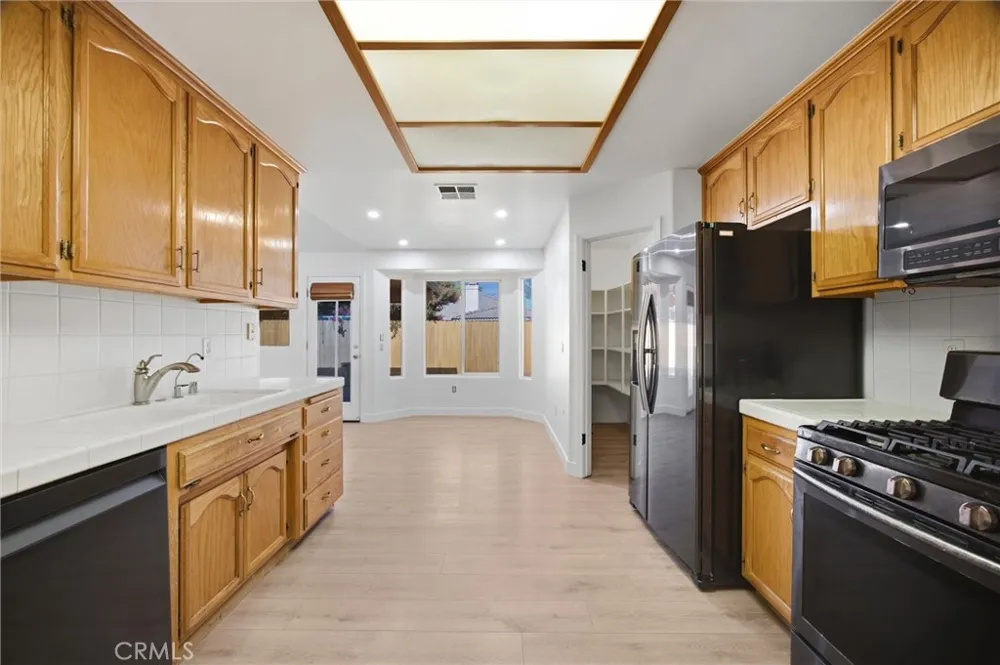 5009 Shaman Court Bakersfield, CA 93312
