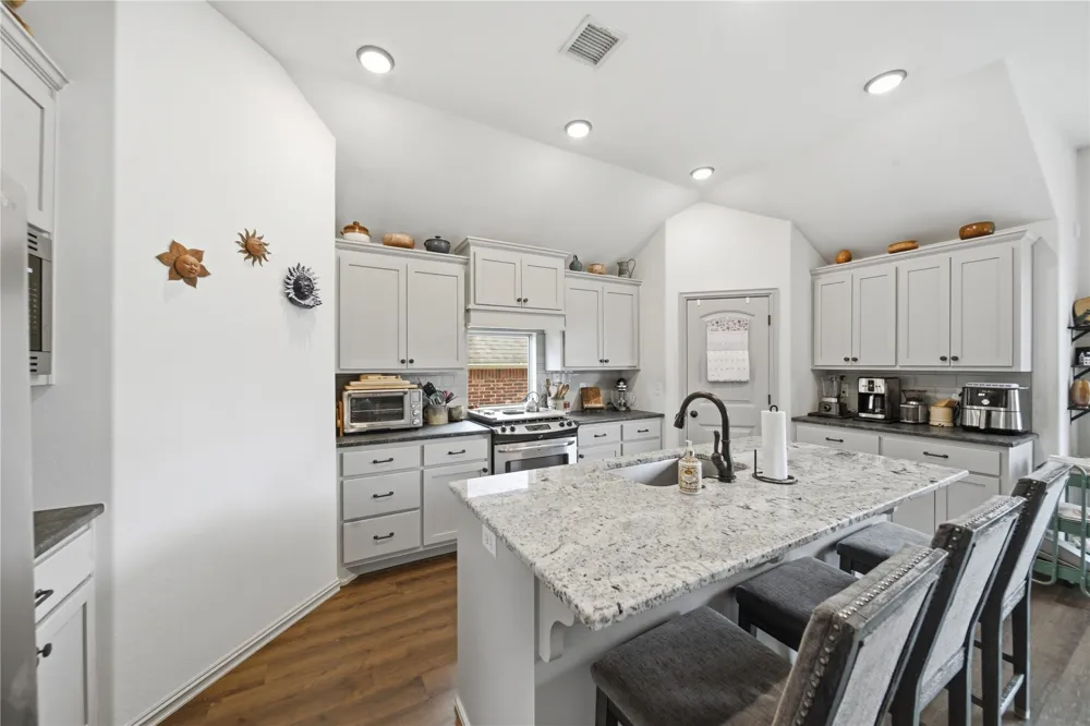 14350 S Toledo Avenue Bixby, OK 74008
