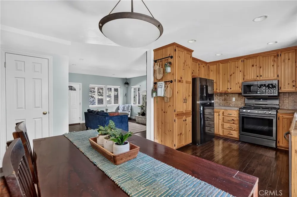 27441 Meadow Lake Arrowhead, CA 92326