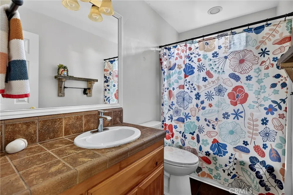 27441 Meadow Lake Arrowhead, CA 92326