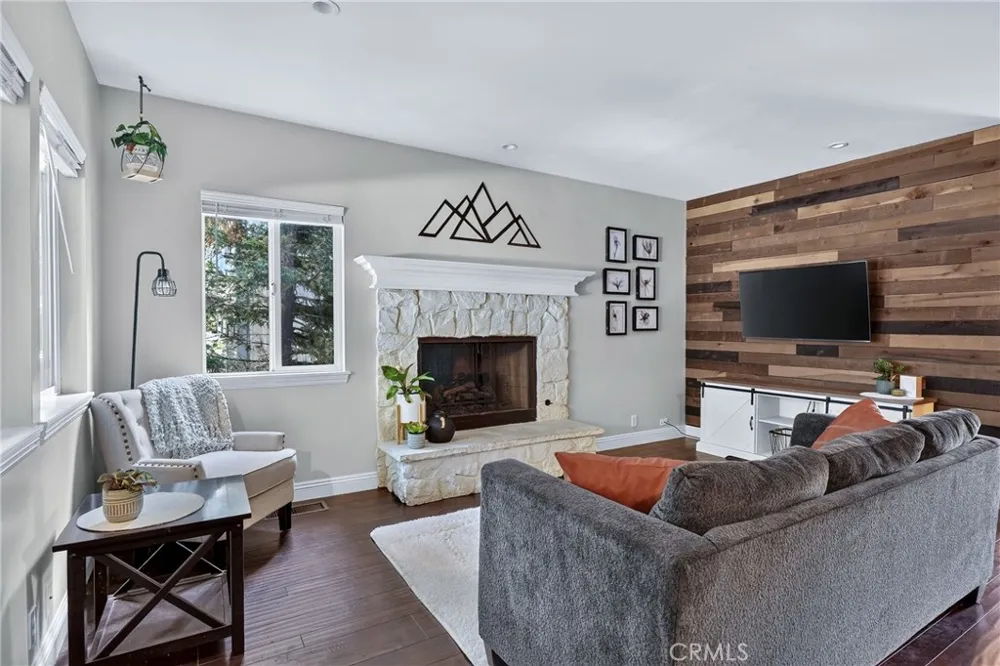 27441 Meadow Lake Arrowhead, CA 92326