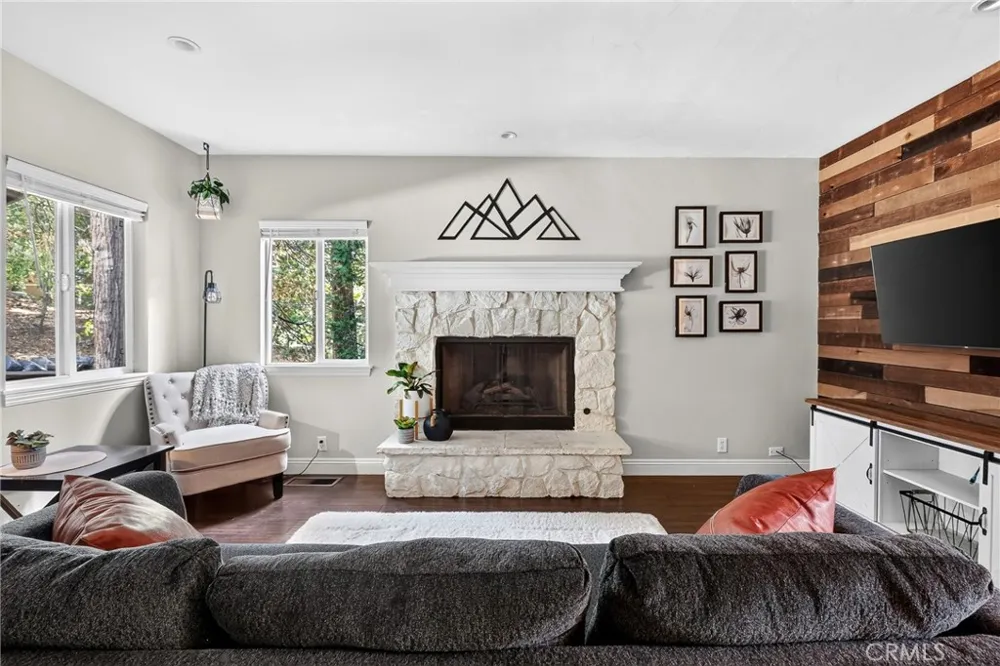 27441 Meadow Lake Arrowhead, CA 92326