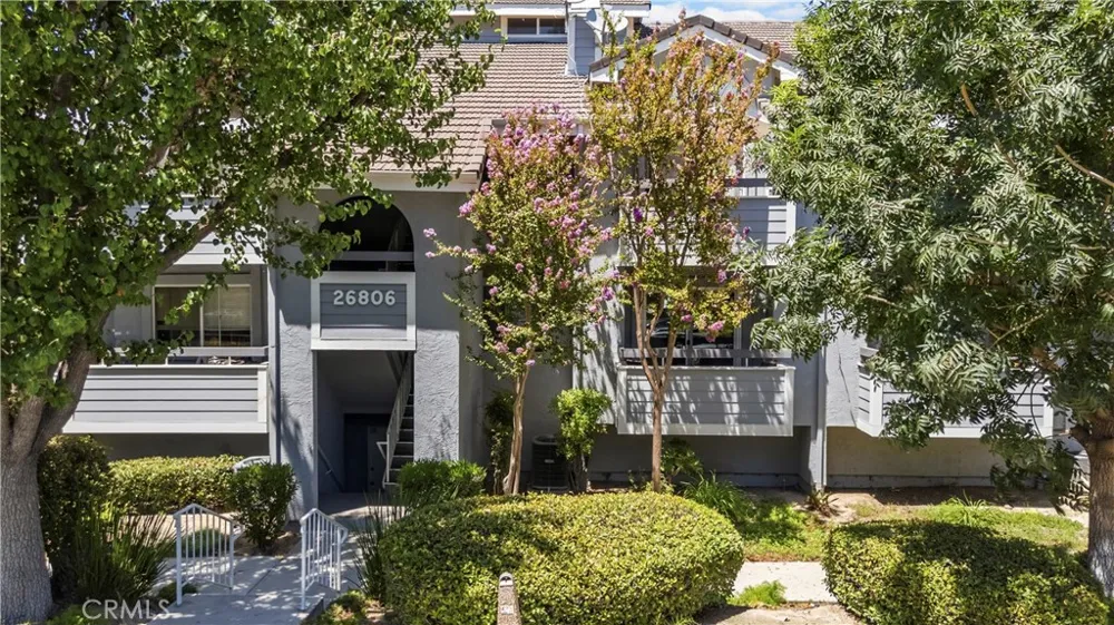 26806 Claudette Street #323 Canyon Country, CA 91351