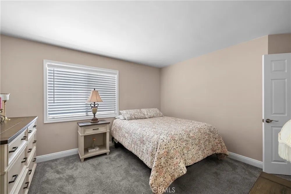 26806 Claudette Street #323 Canyon Country, CA 91351