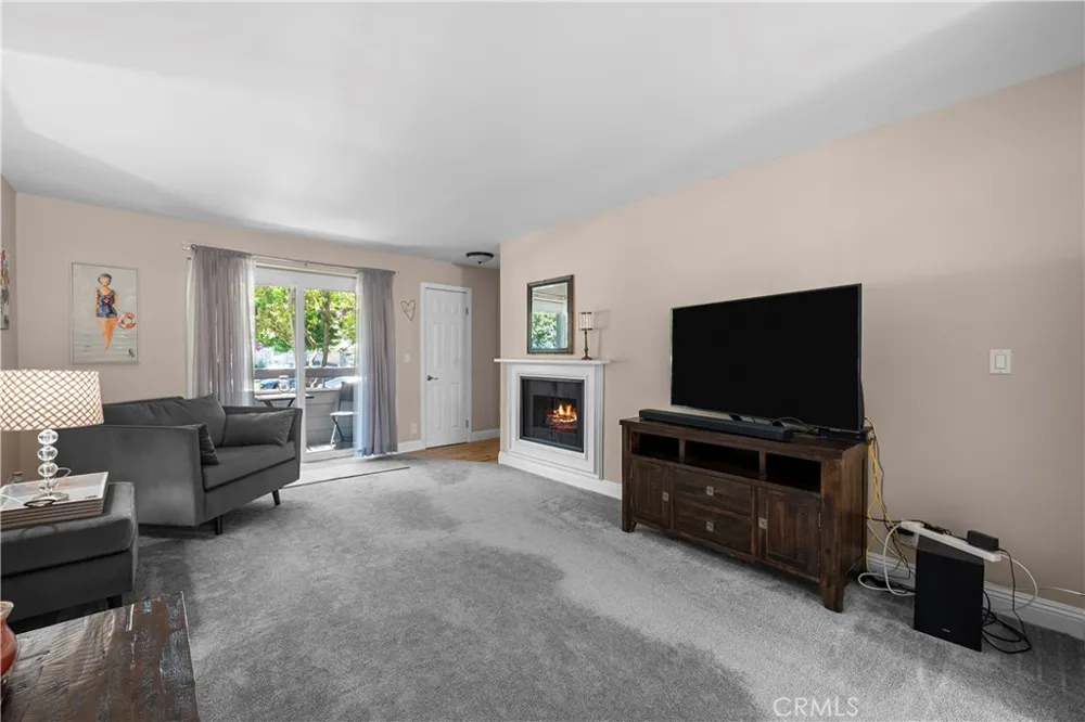 26806 Claudette Street #323 Canyon Country, CA 91351