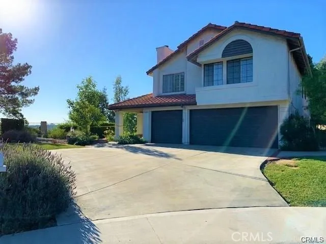 23491 Thornewood Newhall, CA 91321