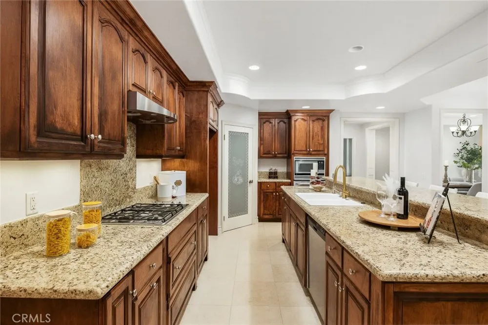 8228 Elm Avenue San Gabriel, CA 91775
