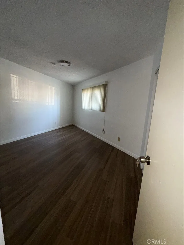 1805 Rimpau Los Angeles, CA 90019