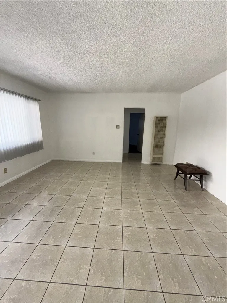 1805 Rimpau Los Angeles, CA 90019