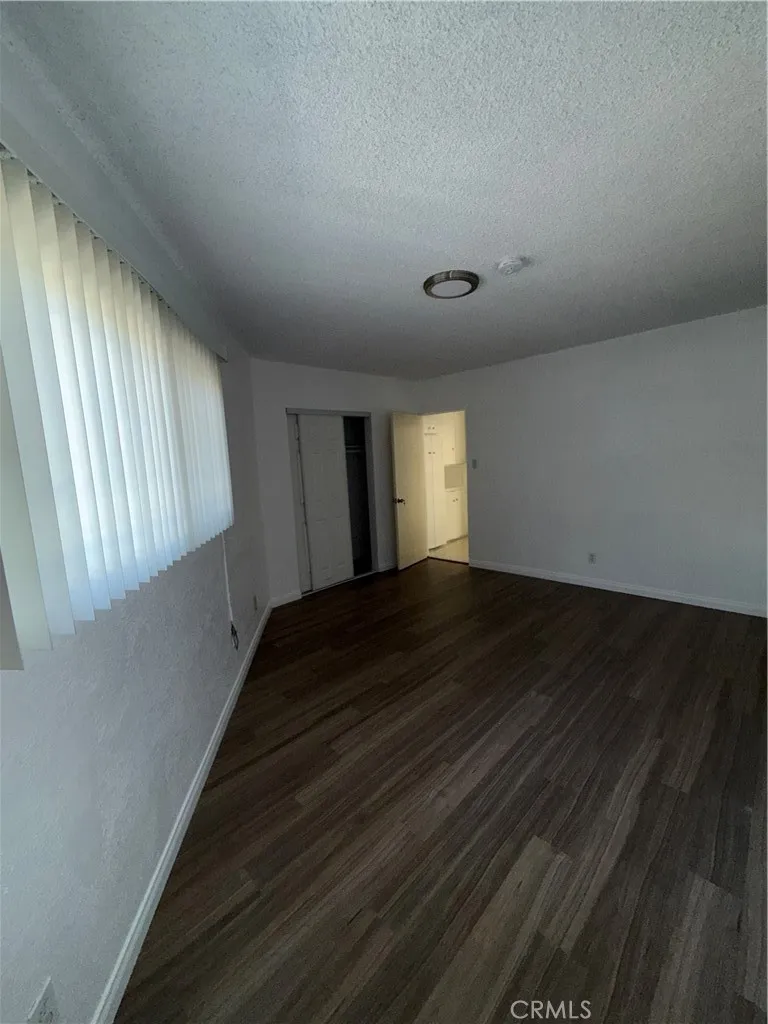 1805 Rimpau Los Angeles, CA 90019