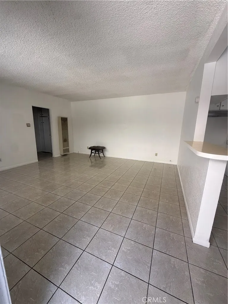 1805 Rimpau Los Angeles, CA 90019