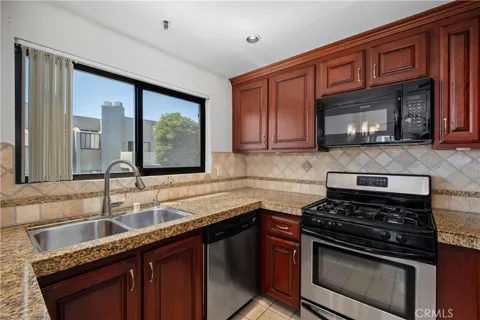 17652 Sergio Circle #202