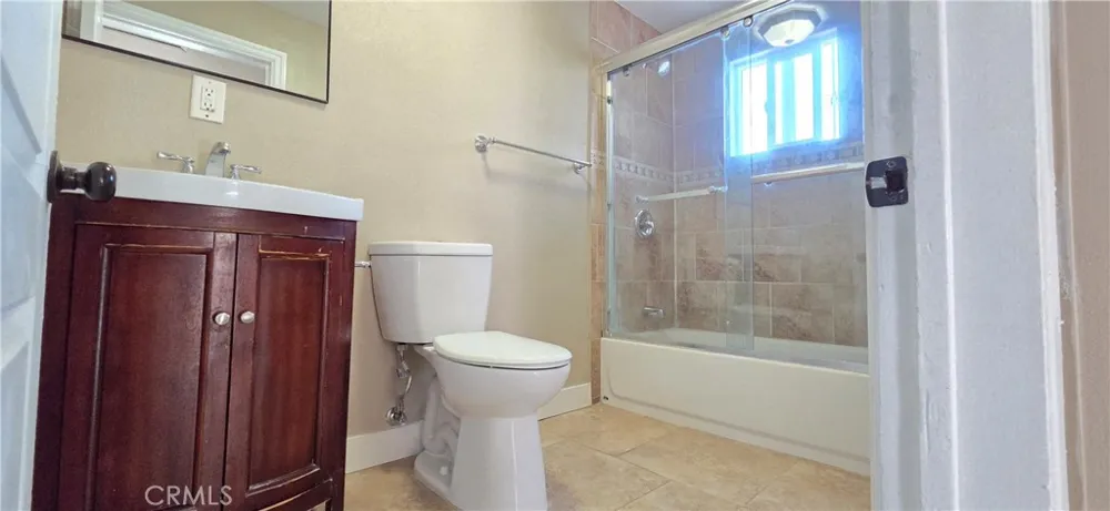 12808 Waco Baldwin Park, CA 91706
