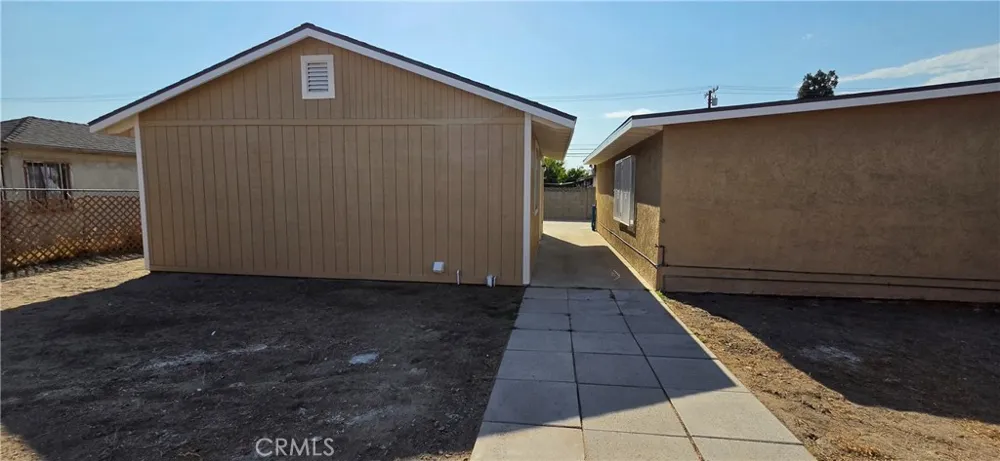 12808 Waco Baldwin Park, CA 91706