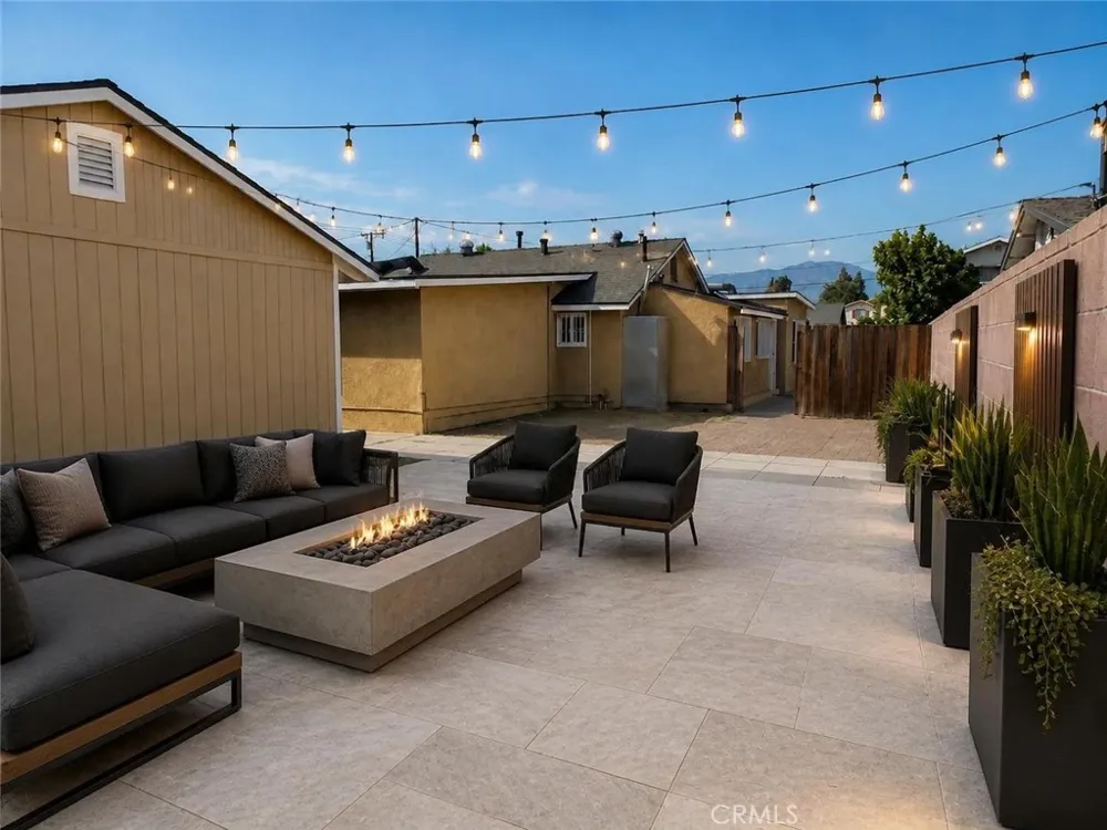 12808 Waco Baldwin Park, CA 91706