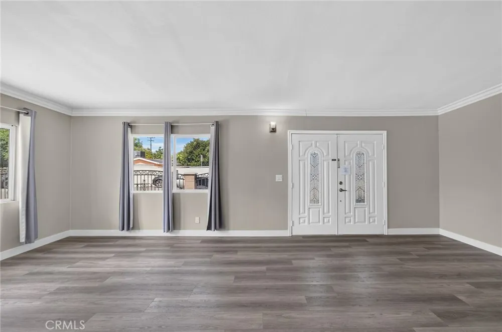 12808 Waco Baldwin Park, CA 91706