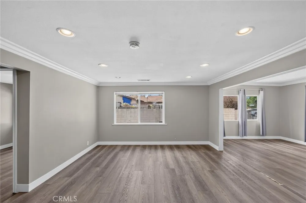 12808 Waco Baldwin Park, CA 91706