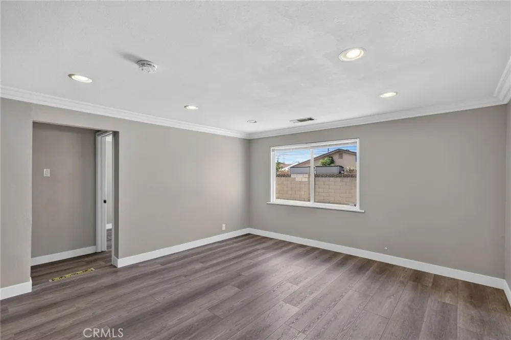12808 Waco Baldwin Park, CA 91706
