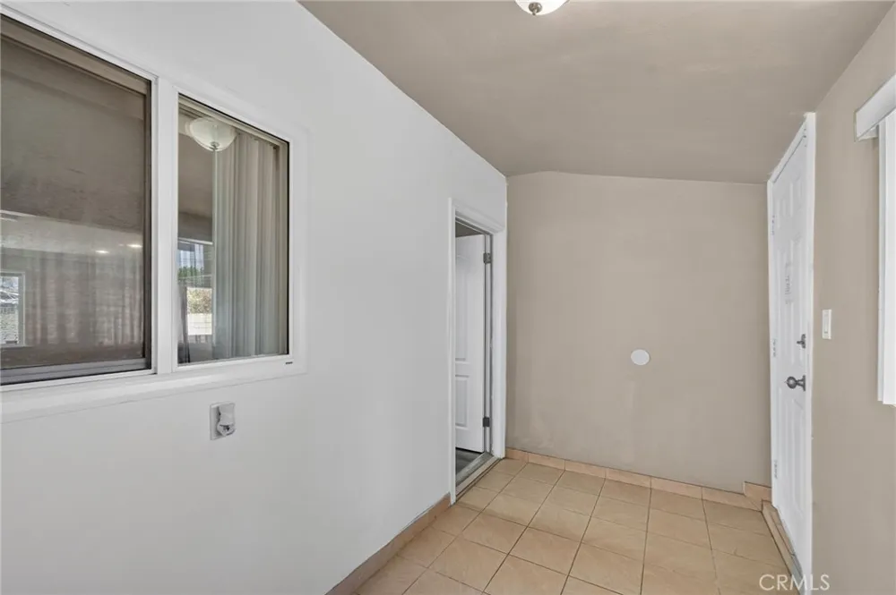 12808 Waco Baldwin Park, CA 91706