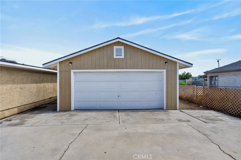 12808 Waco Baldwin Park, CA 91706