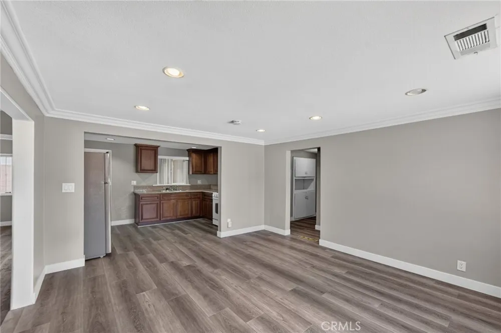 12808 Waco Baldwin Park, CA 91706