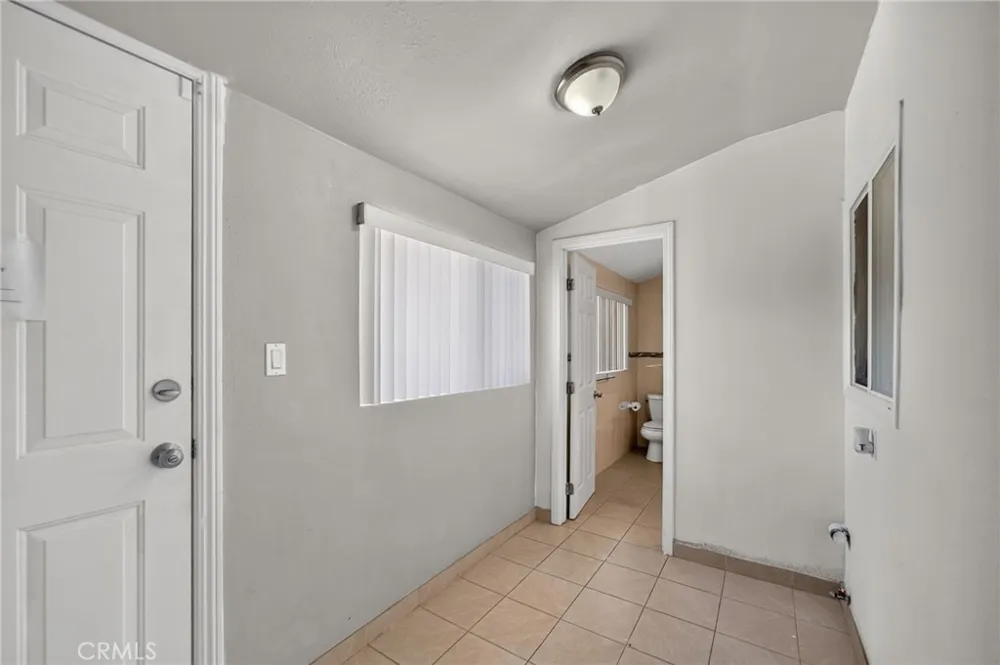 12808 Waco Baldwin Park, CA 91706