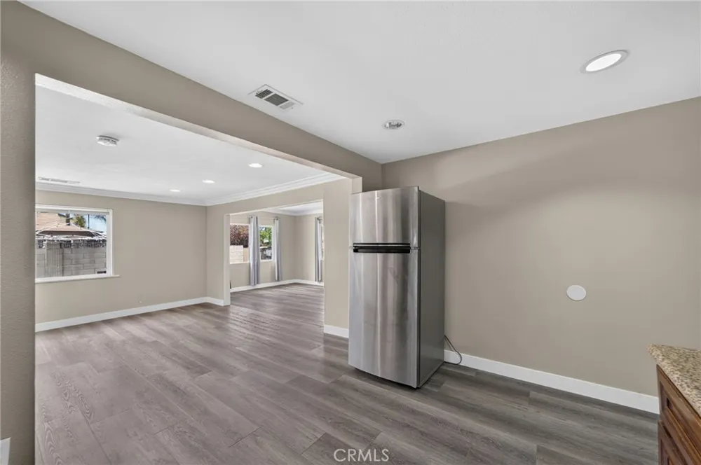 12808 Waco Baldwin Park, CA 91706