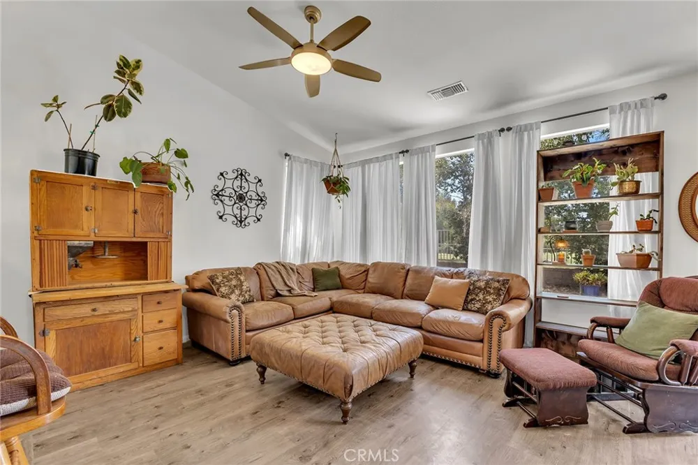 903 Sarazen Street Hemet, CA 92543